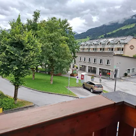 Am Tauernplatz Apartament *